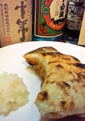 【糖質ゼロ】魚焼グリルでぶりカマの塩焼き-レシピのメイン写真