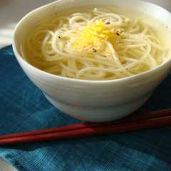 รูปของ 昆布茶と柚子のおつゆで✴︎うどん