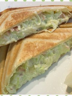 キャベツたっぷりホットサンド♪-レシピのメイン写真