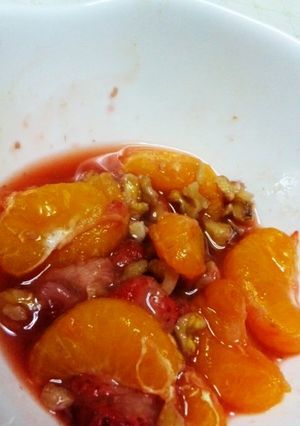 苺とみかんとくるみのお手軽おやつ♪-レシピのメイン写真