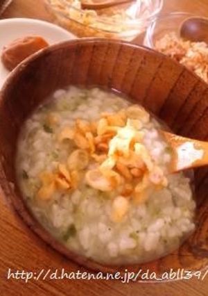 お粥のトッピングに揚げ玉-レシピのメイン写真