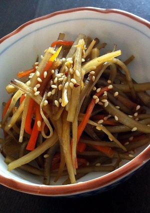美味しく食べて美肌に！！きんぴらごぼう！-レシピのメイン写真