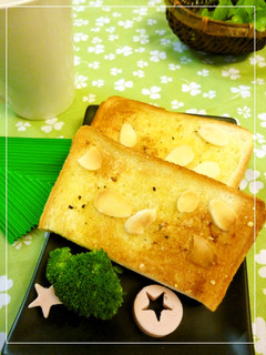 クレソル×レモン汁×粉チーズのトースト-レシピのメイン写真