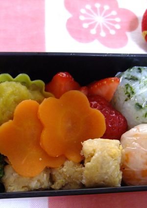 離乳食中期＊お弁当箱でbabyおせち-レシピのメイン写真