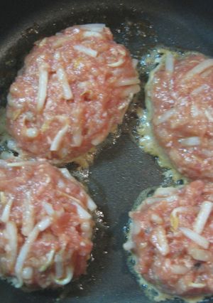 かさまし↑もやしハンバーグ-レシピのメイン写真
