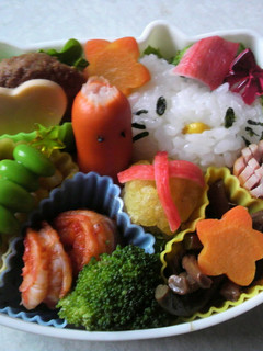ちょー簡単キティCHANキャラ弁-レシピのメイン写真