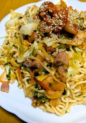 大好き塩らーめんでキムチやきそば-レシピのメイン写真