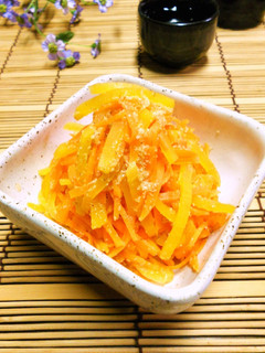 人参とたくあんの胡麻酢和え-レシピのメイン写真