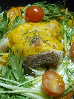 タジンで簡単鯛のワイン蒸し梅マヨ焼き-レシピのメイン写真