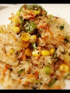 ⁂妻も完食⁂鮭コーンバター炒飯-レシピのメイン写真