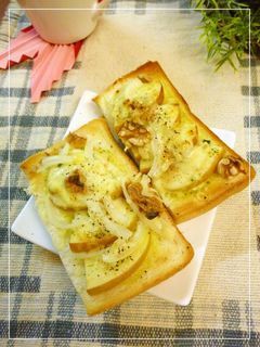 りんご×玉葱のレモン塩トースト-レシピのメイン写真