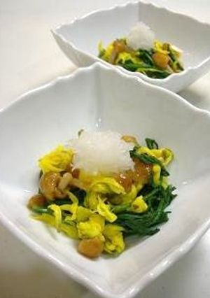 菊の花と春菊となめこのお浸し-レシピのメイン写真