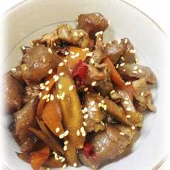 รูปของ 豚肉とこんにゃく入り☆ボリュームきんぴら