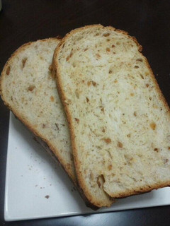 くるみ食パン(HB)-レシピのメイン写真