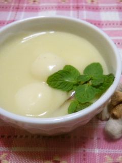 さつまいもとココナッツで✿白玉しるこ-レシピのメイン写真