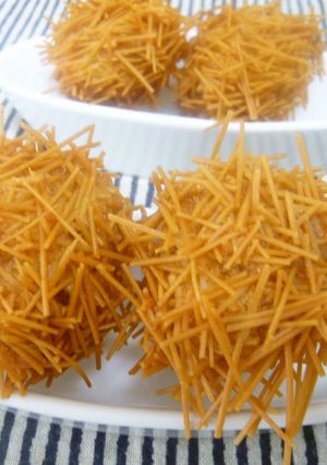 片手で食べれるエビブタ団子のトゲトゲ揚げ-レシピのメイン写真