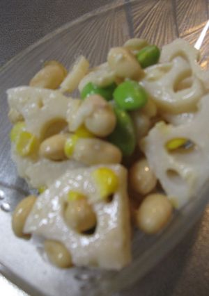 ぽりぽり~の大豆とレンコンサラダ♪-レシピのメイン写真