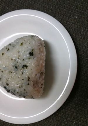 中華なわかめおにぎり-レシピのメイン写真