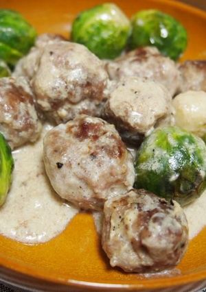 コロコロハンバーグのクリーム煮-レシピのメイン写真