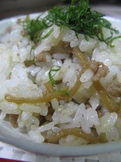生姜とひき肉の甘辛煮の混ぜご飯-レシピのメイン写真