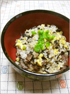 牛玉ひじき混ぜご飯。-レシピのメイン写真