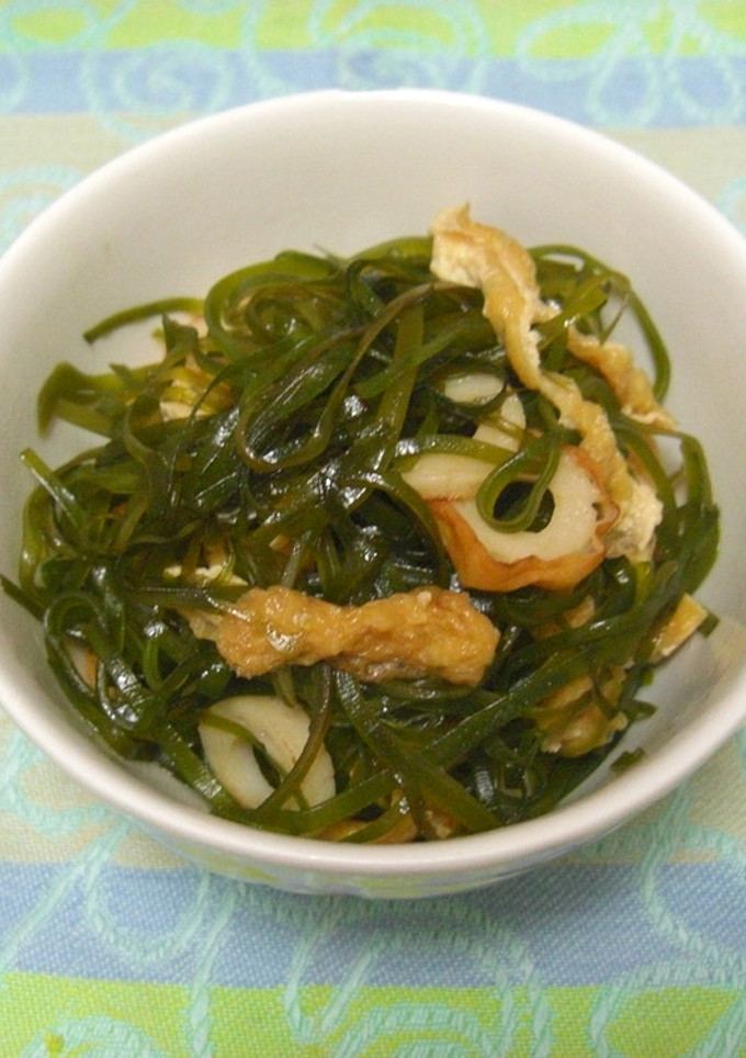 定番のお菜。切り昆布と油揚げの炒め物-レシピのメイン写真