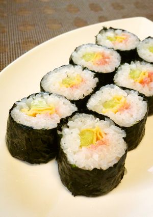 ラップ->海苔で巻くから失敗なしの海苔巻-レシピのメイン写真