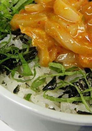 イカキムチ丼。。。大葉-レシピのメイン写真