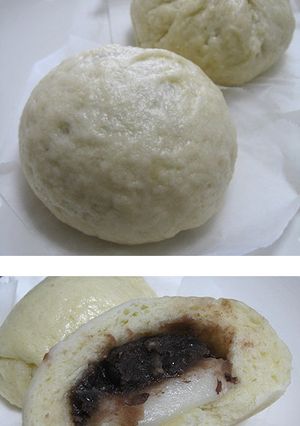 餅入りあんまんと餅入りチーズまん-レシピのメイン写真
