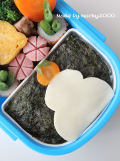 お正月☆鏡餅のキャラ弁♪-レシピのメイン写真