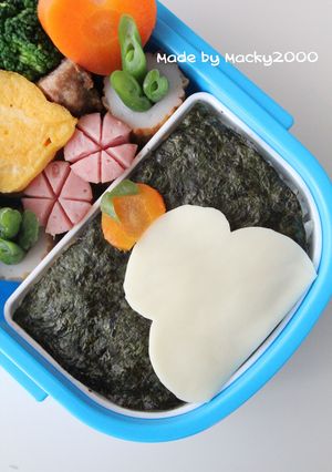 お正月☆鏡餅のキャラ弁♪-レシピのメイン写真