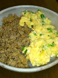 簡単★マヨたま★そぼろ丼-レシピのメイン写真