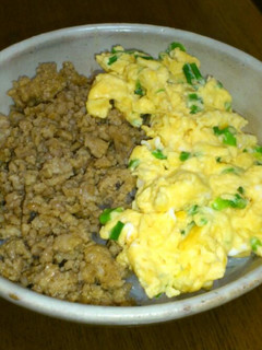 簡単★マヨたま★そぼろ丼-レシピのメイン写真