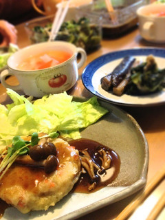お肉不使用!ヘルシー蓮根ハンバーグ!-レシピのメイン写真