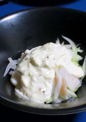 ホタテと玉ねぎのクリームチーズ和え-レシピのメイン写真