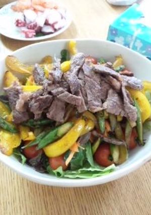 ちょっと豪華な牛肉サラダ-レシピのメイン写真
