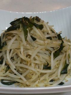カルシウム満点じゃことわかめともやし炒め-レシピのメイン写真