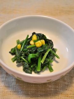 お弁当に★ごま油でほうれん草とコーン炒め-レシピのメイン写真