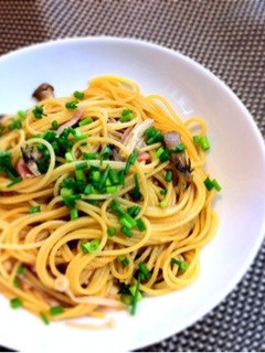 きのこ&ベーコンの和風バターしょうゆスパ-レシピのメイン写真