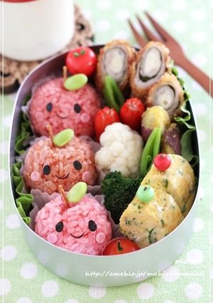 キャラ弁☆リンゴちゃん＊洋ナシちゃんも♪-レシピのメイン写真