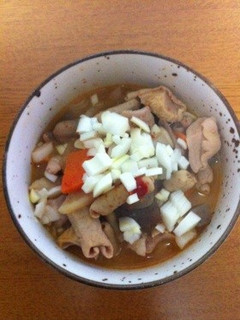 簡単!ピリ辛〜やわらかモツ味噌煮込み-レシピのメイン写真