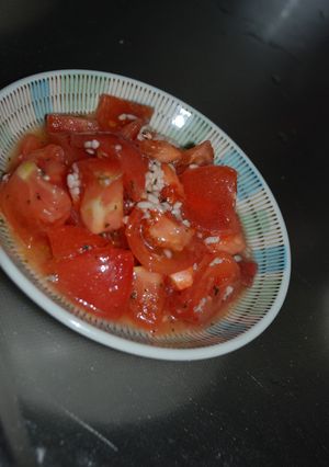 帰宅後５分で！トマトの塩麹マリネ-レシピのメイン写真