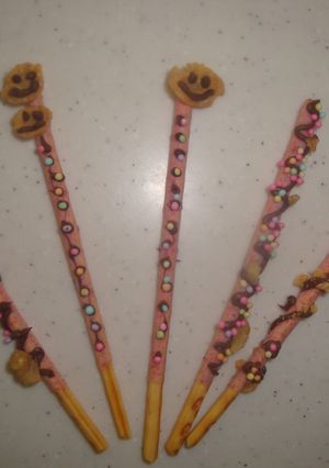 おうちにあるものでデコポッキー-レシピのメイン写真