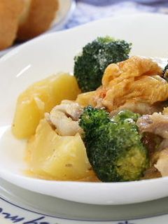 豚肉とジャガイモのピリ辛クリーム煮込み-レシピのメイン写真