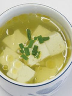 お湯を注ぐだけ!白だしお手軽豆腐スープ-レシピのメイン写真