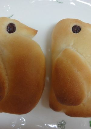 簡単成形☆ペンギンパン-レシピのメイン写真