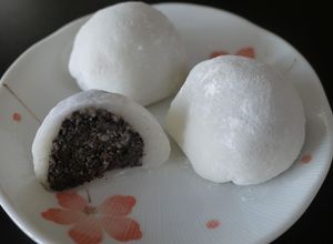 リメイク☆　切り餅で 簡単黒豆あん大福❀-レシピのメイン写真