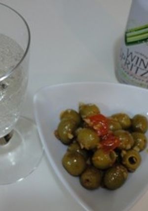 オリーブとトマトのアンチョビ炒め-レシピのメイン写真