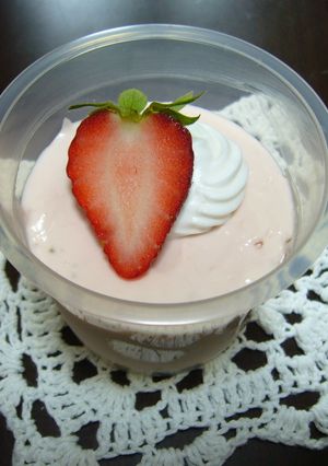 簡単いちごのレアチーズケーキ-レシピのメイン写真