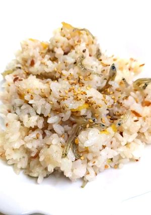 梅じゃこチャーハン-レシピのメイン写真